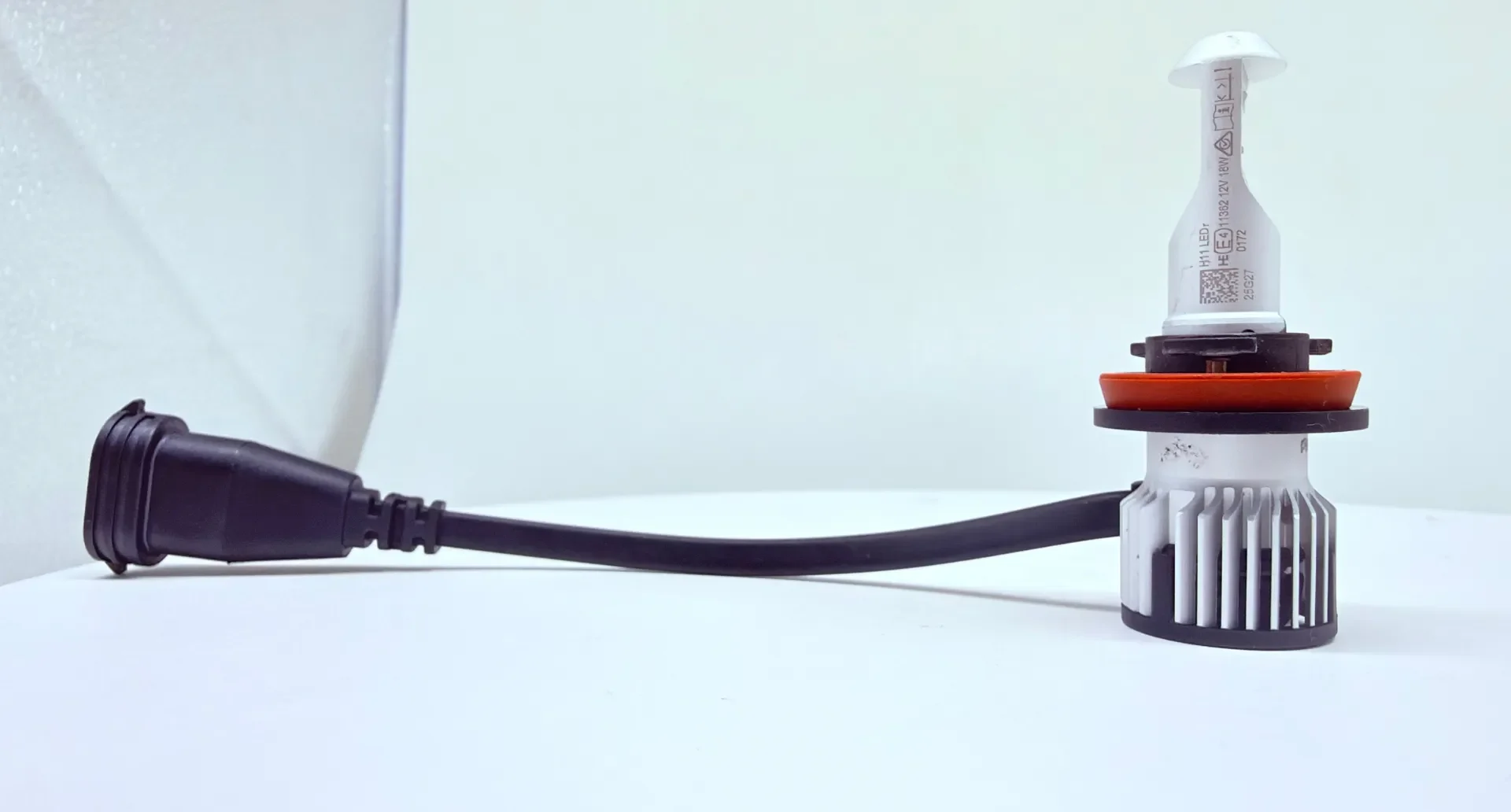 Philips H11 LEDr product product lamp and external driver and the lamp marking