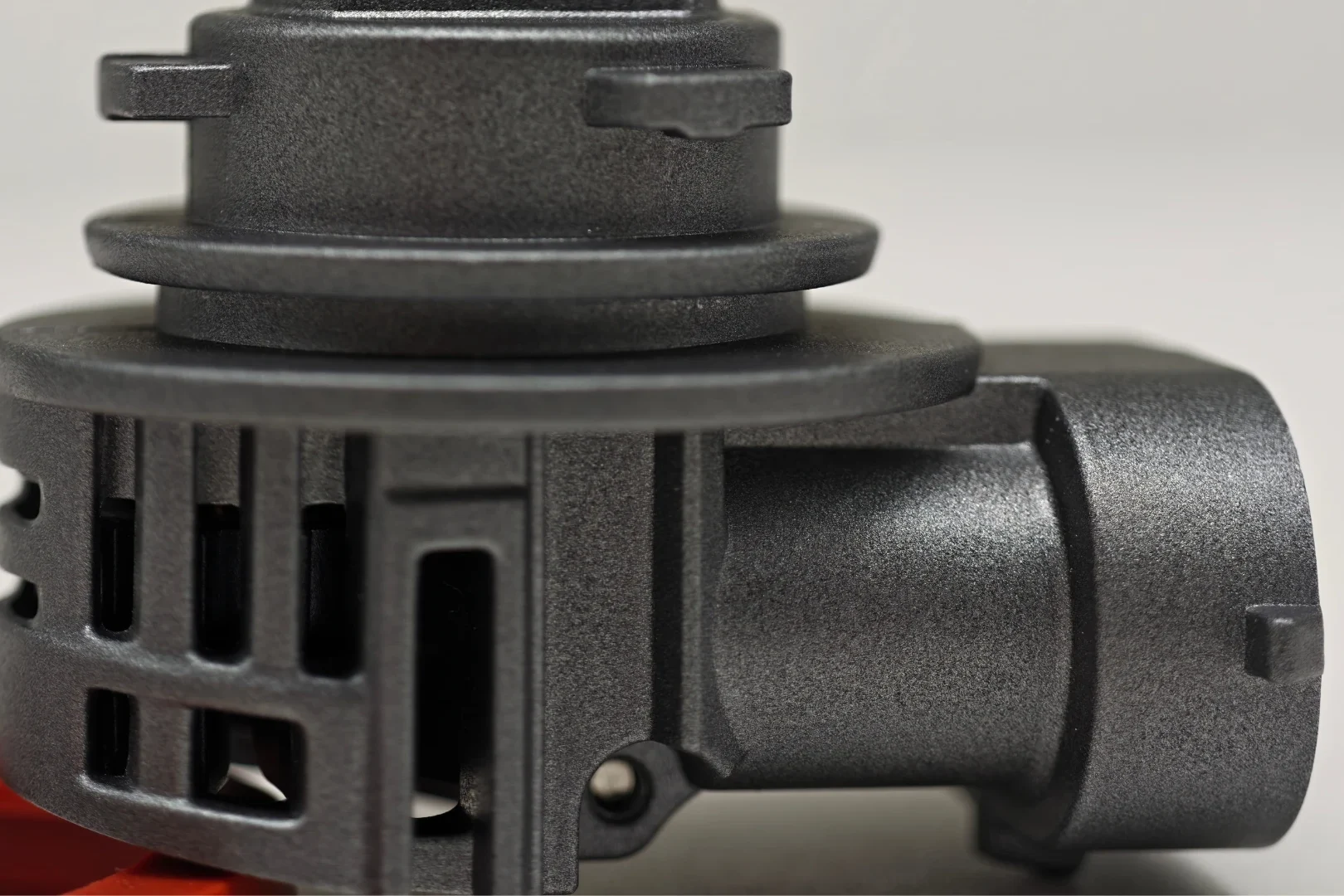E4E H11 LEDr base detail with no metal tension springs