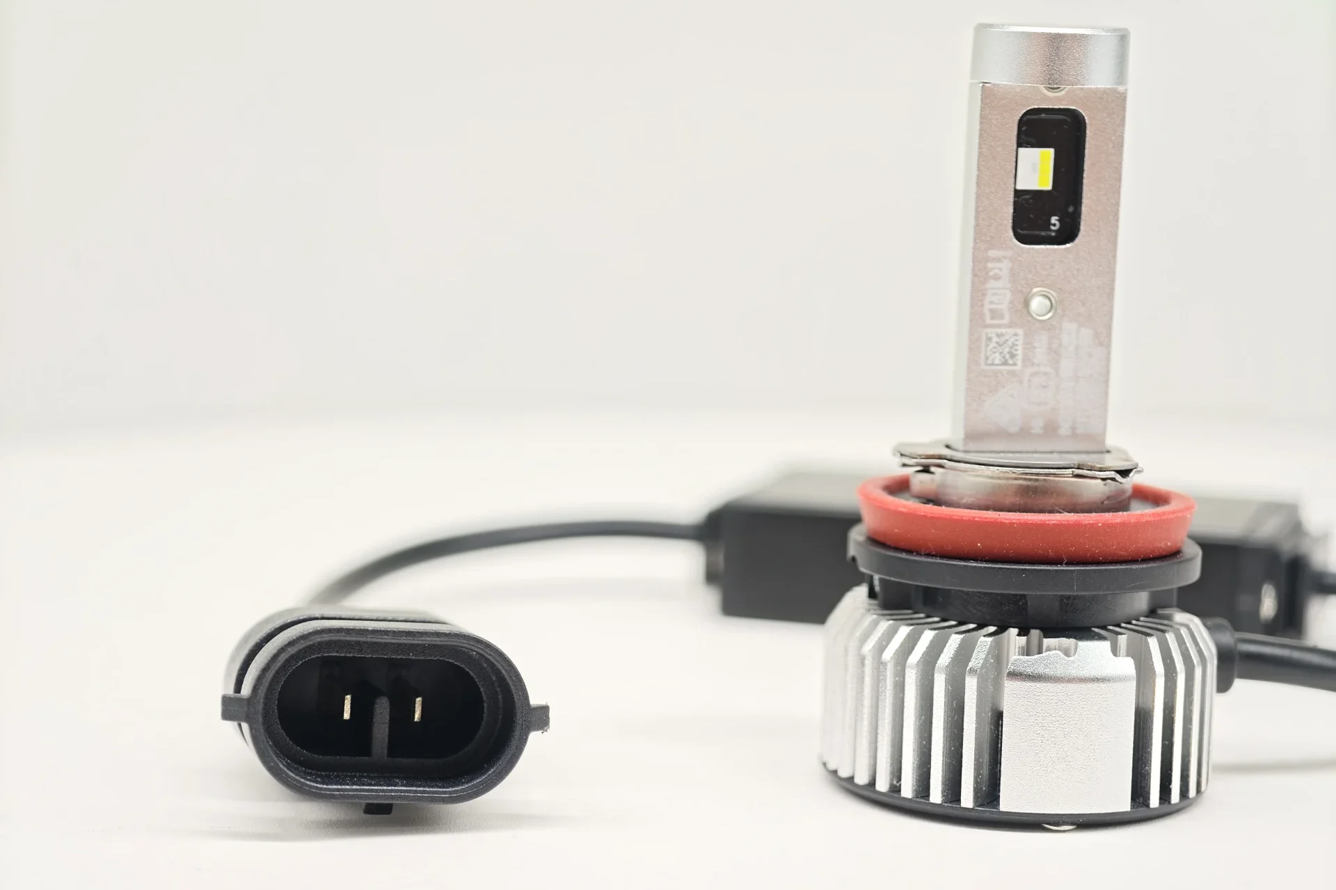 OSRAM H11 LEDr connector view