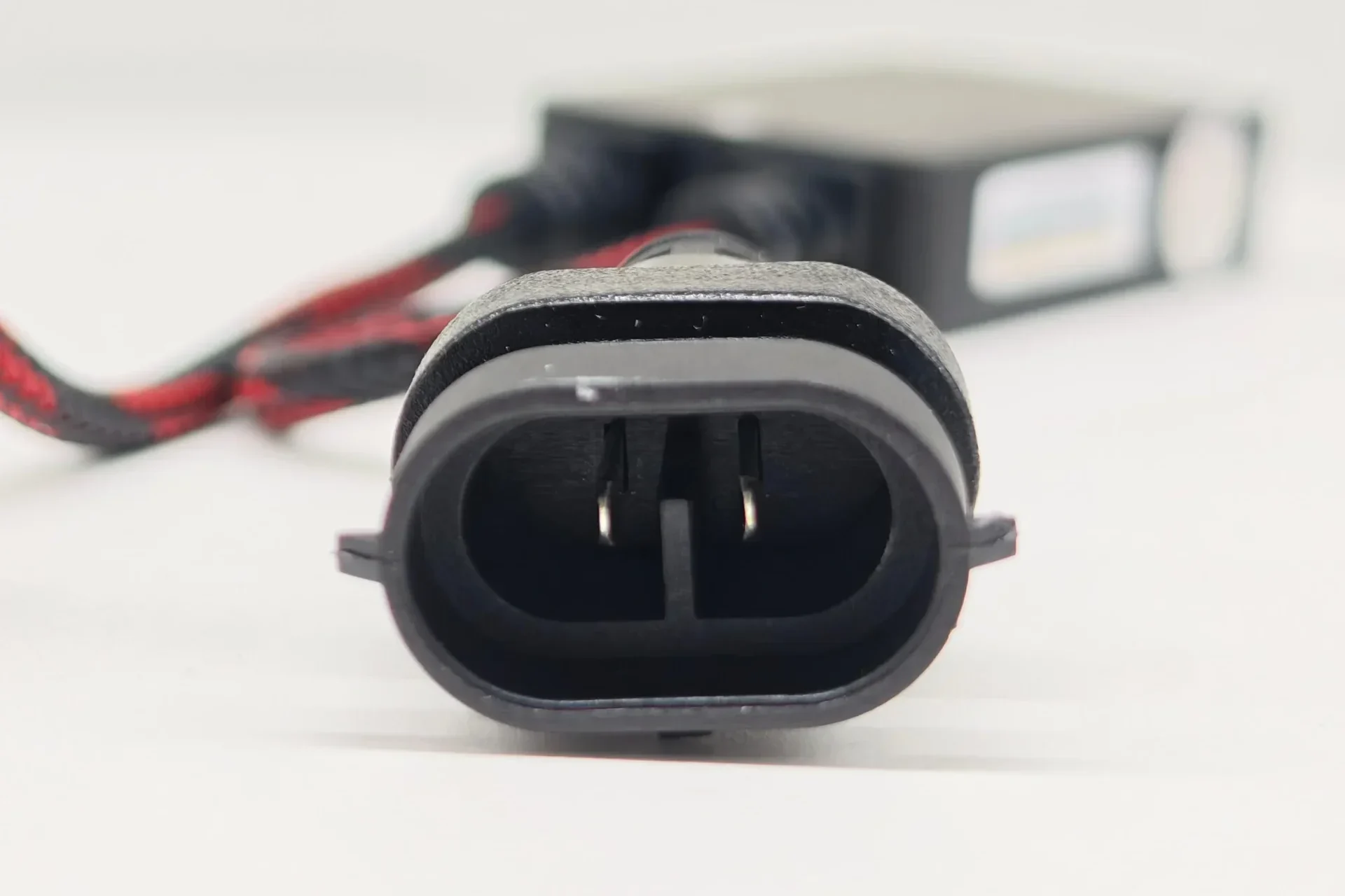 EB H11 LEDr H11-specific PGJ19-2 interface