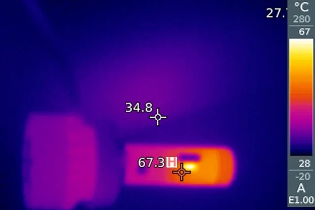 EB H11 LEDr emitting-area surface temperature after 30 minutes