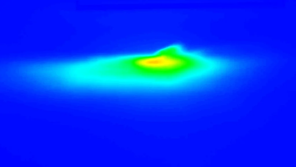 E4E H11 LEDr rainbow map showing the central-right hotspot and illuminance distribution