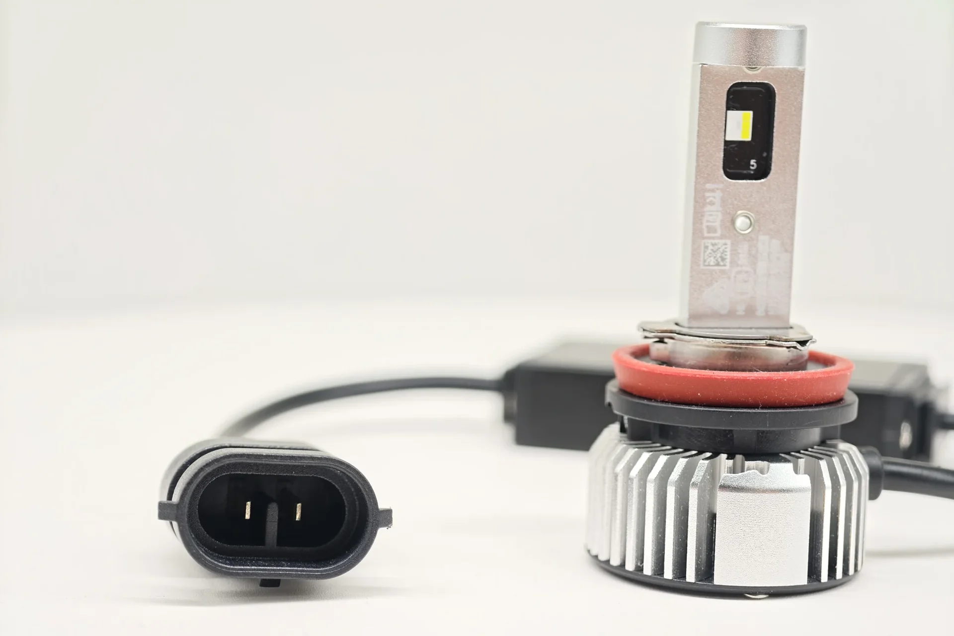 OSRAM H11 LEDr connector interface